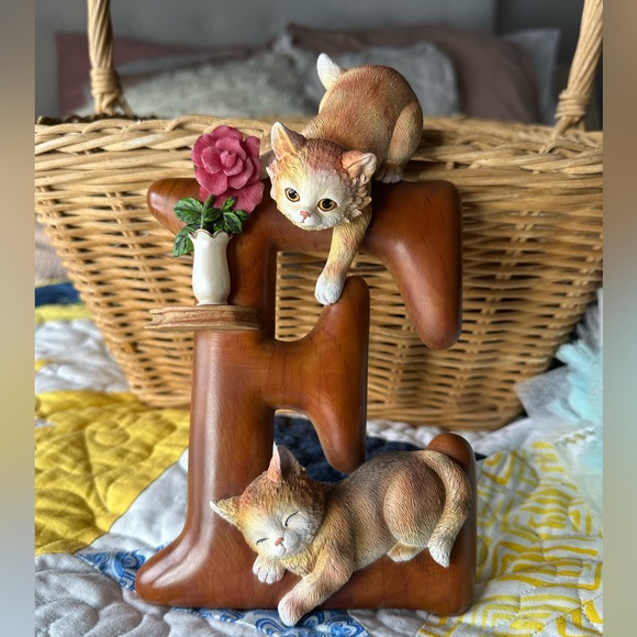 Vintage BRADFORD EXCHANGE 2008 HOME Is Where the Cat Lives - Picture 8 of 9